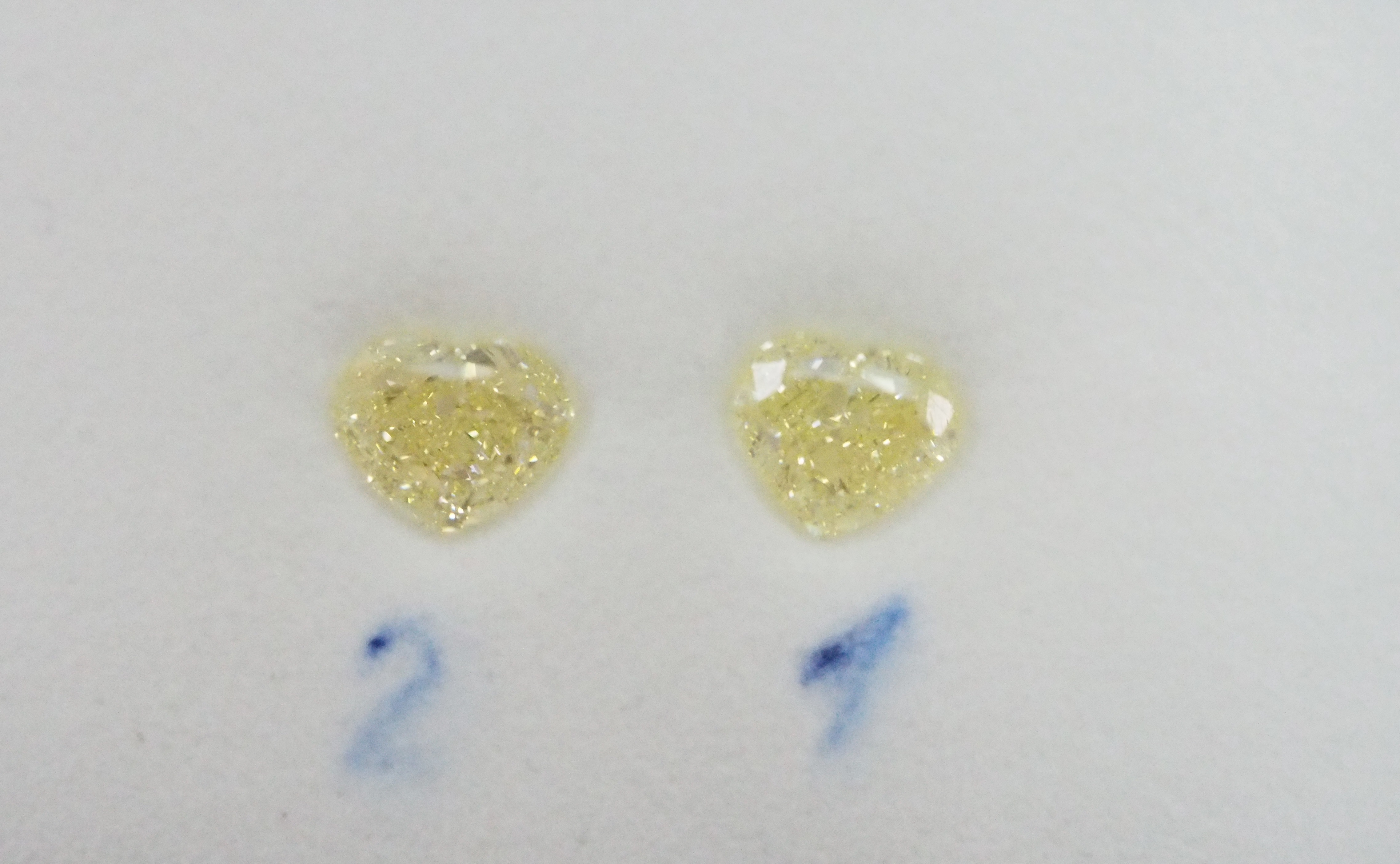 Бриллиант полированный сердце (6,71*7,68*4,78мм) 2,1ct